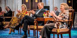 Musical Animals: Are we? Can there be?